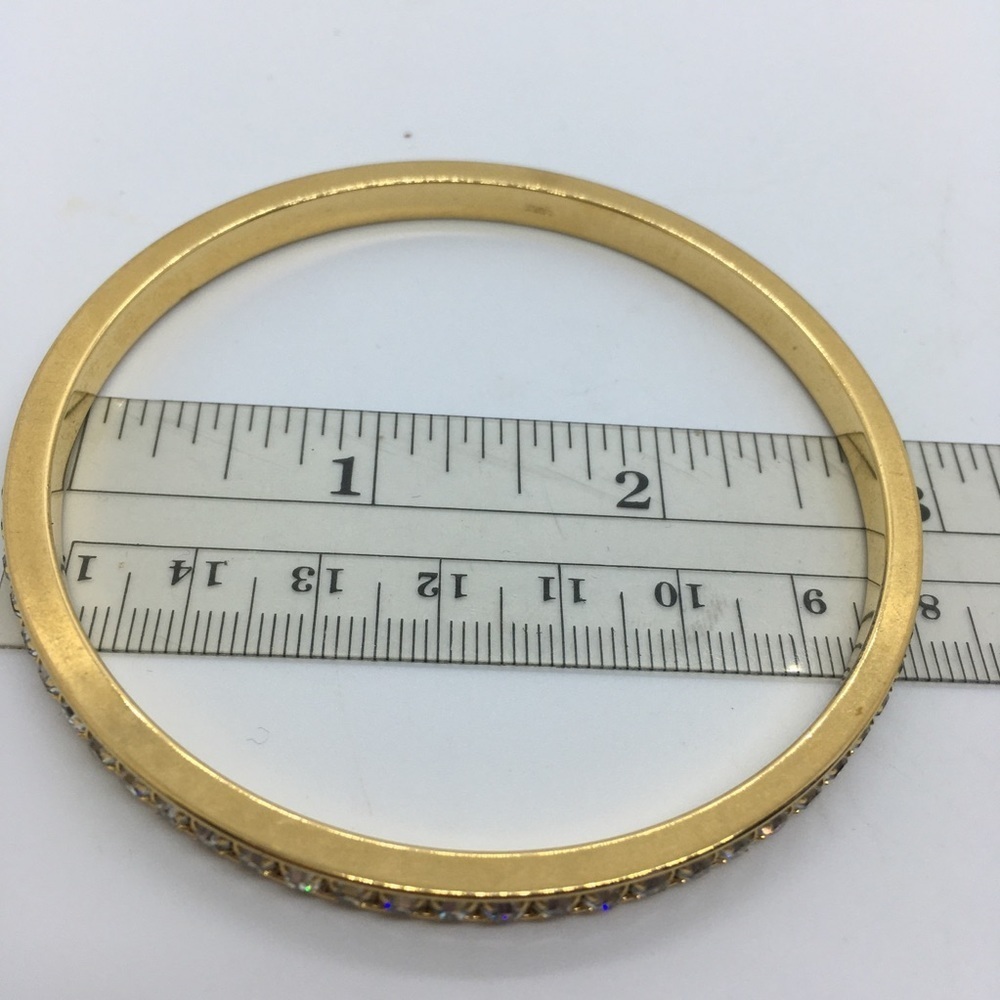 AVON Gold Tone Rhinestone Vintage Bangle Bracelet - Picture 6 of 6